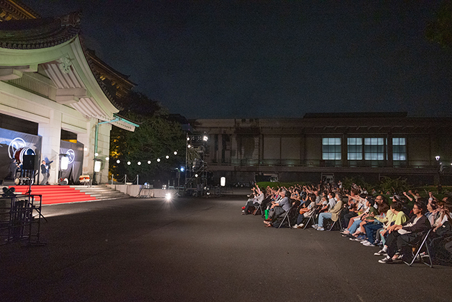 恐竜たちのナイトパレード「恐竜大夜行」レポート