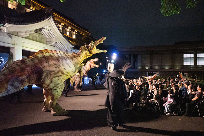 恐竜たちのナイトパレード「恐竜大夜行」レポート