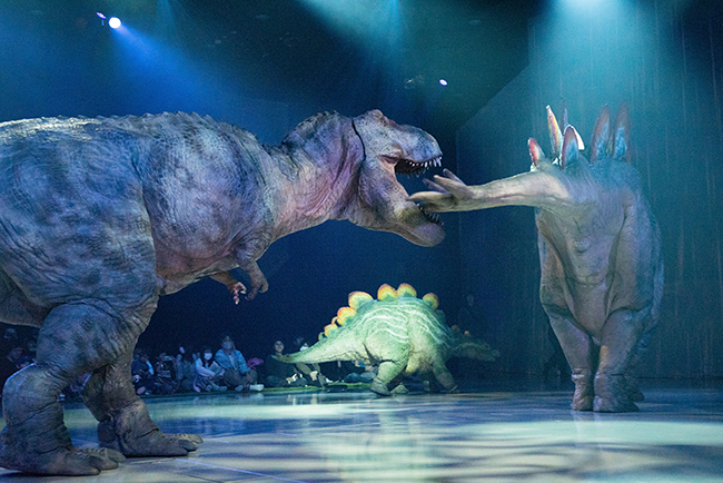 恐竜ライブエンターテインメント「ディノサファリ 2025(DINO SAFARI 2025)」レポートの画像