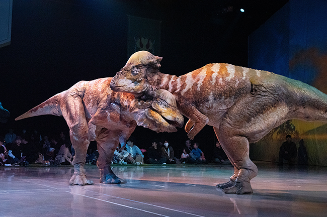 恐竜ライブエンターテインメント「ディノサファリ 2025(DINO SAFARI 2025)」レポートの画像